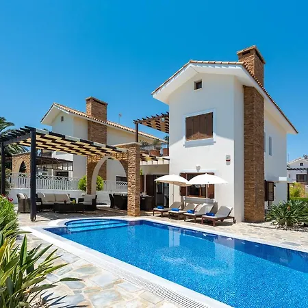 Sea Front Costa Blu By Ezoria